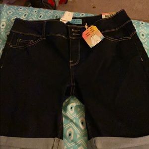 J.I. am selling some high waist shorts